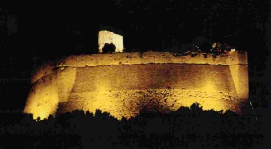 rocca sillana by night